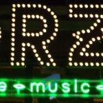 Neon i litery przestrzenne